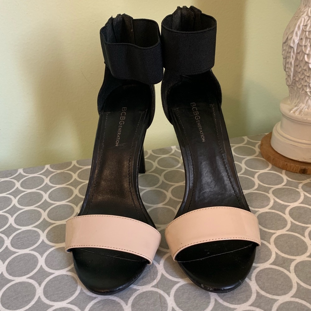 BCBGeneration, Black and Nude Stilettos S-8 1/2M